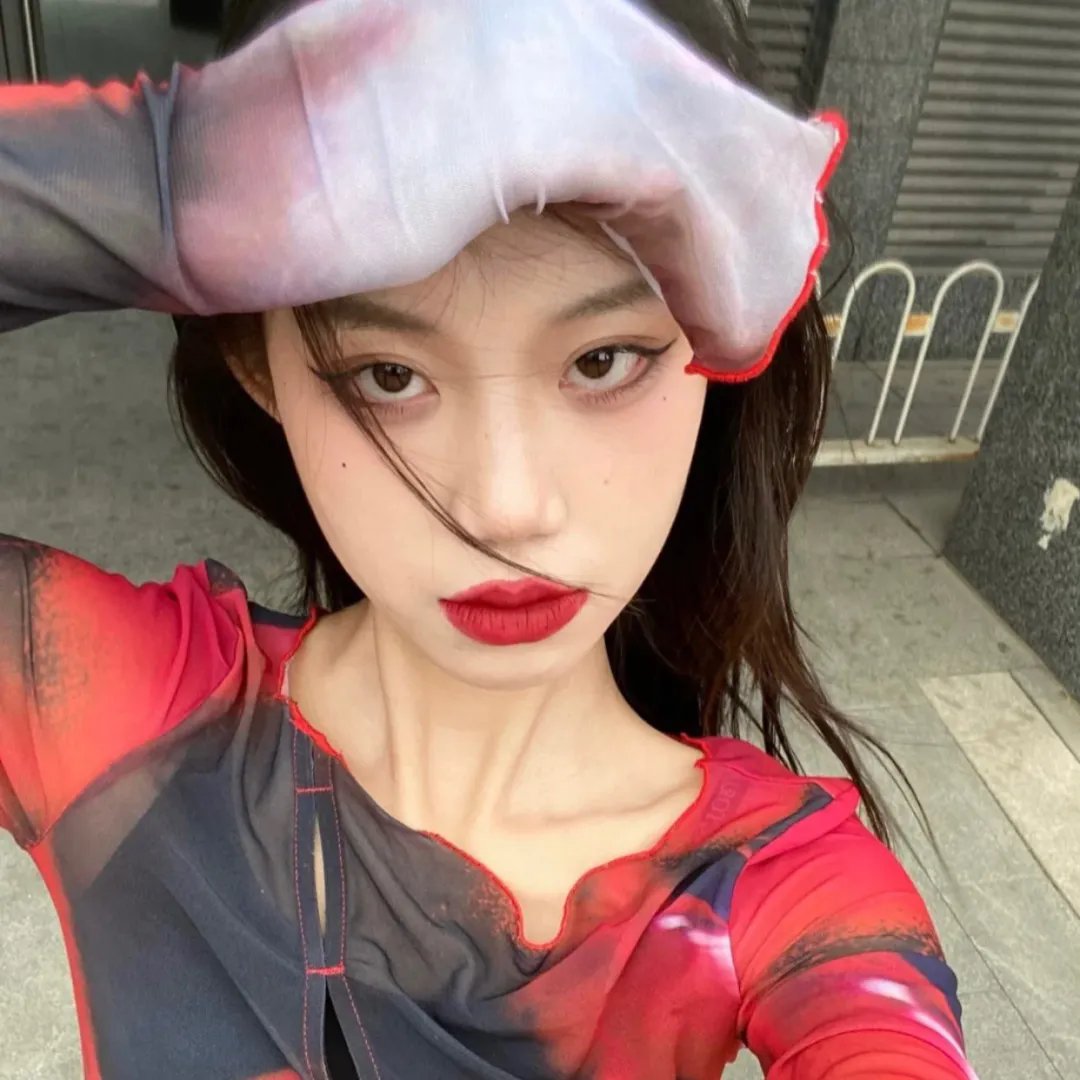 婚纱飘零爱消弭